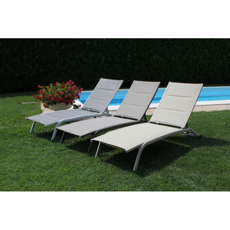 Lettino Itaca impilabile da giardino in resina resistente