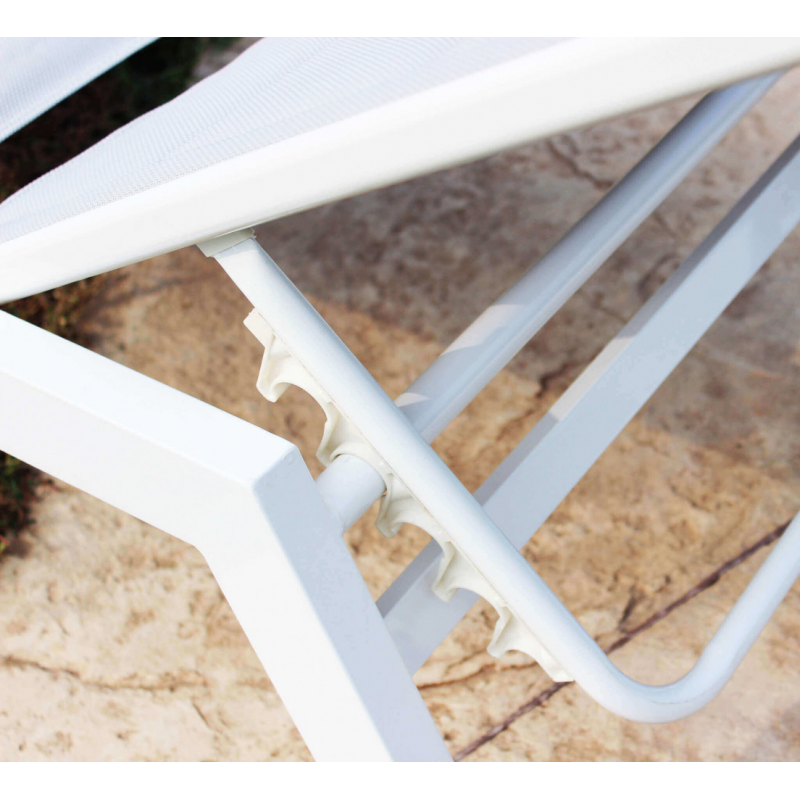 Lettino Formentera Impilabile da Esterno in Resina Resistente