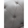 Divano 2 posti Chesterfield in velluto taupe elegante soggiorno