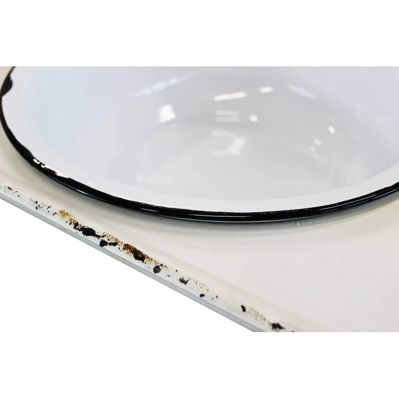 Catino con struttura in ferro Gilles per bagno elegante