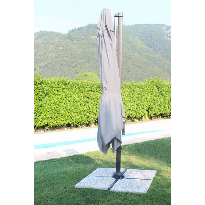 Ombrellone Newton nero palo laterale 2x3 m telo grigio