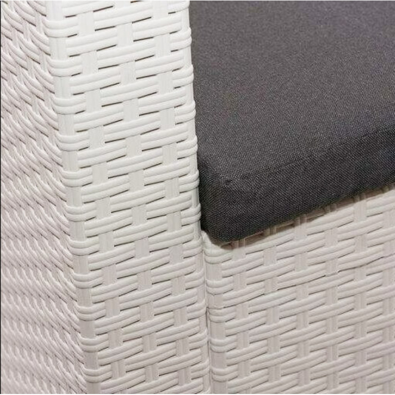 Salotto Nebraska 2 posti in polyrattan con cuscini elegante