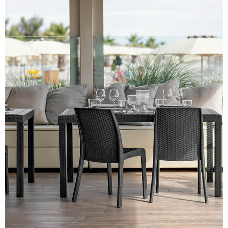 Sedia Virginia Marrone in Wicker per Giardino e Casa