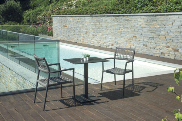 Sedia Padova Contract In Alluminio Grigio Antracite E Wicker Grigio Antracite Moia
