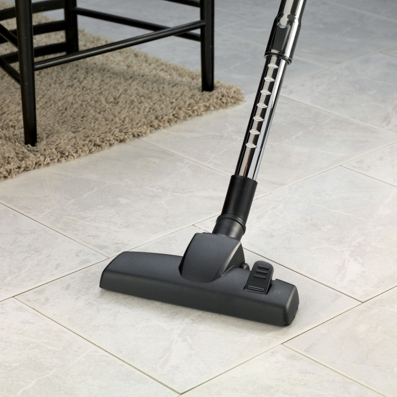 Aspirapolvere con sacco compatto regolazione potenza accessori