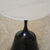 Tavolino Soleil pietra bianca effetto marmo base nera moderno