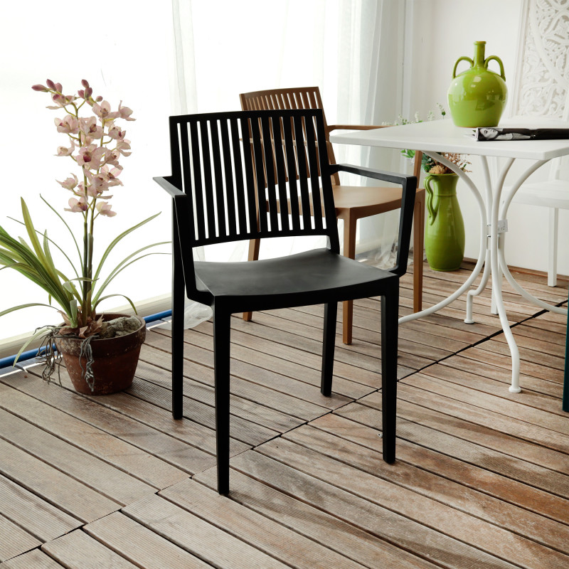 Set 4 poltrone Tavira in polipropilene nere da giardino moderne