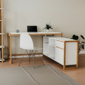 Zoom Scrivania angolare New Denver37A reversibile con 1 cassetto 1 anta e 4 ripiani in bianco e rovere
