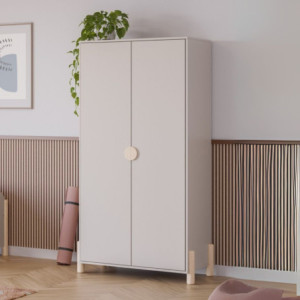 Armadio Enola 2 ante legno massiccio beige robusto e moderno