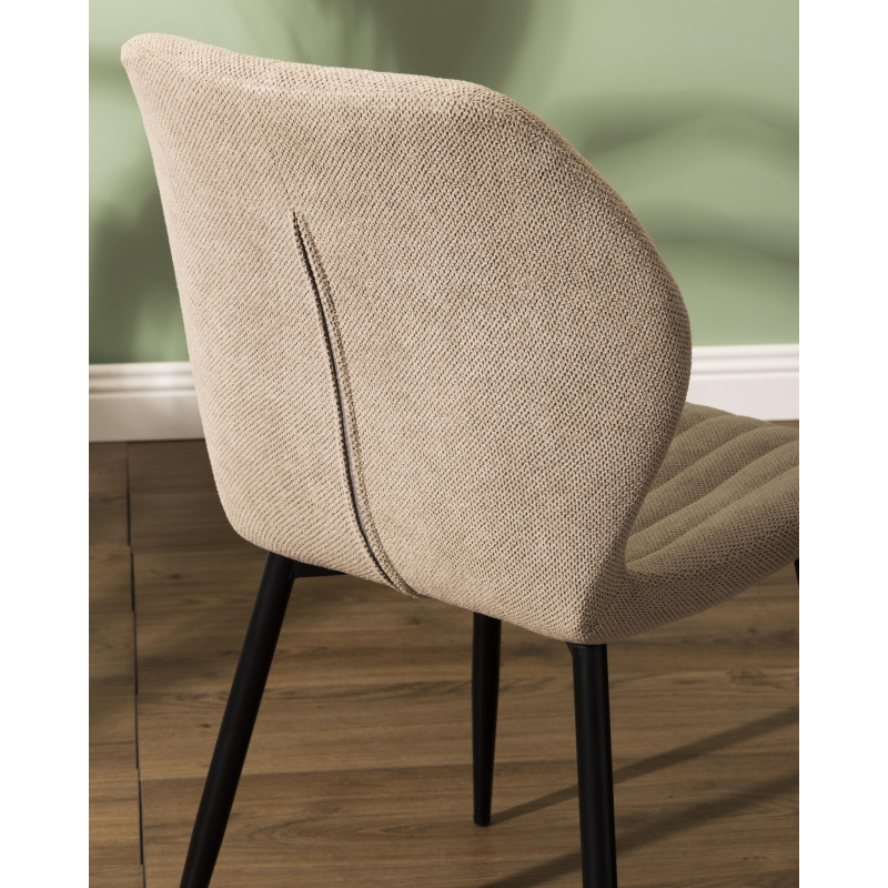 Set di 4 Sedie Jole In Tessuto Beige Gambe In Metallo Nere Dimensione 47x58x85cm