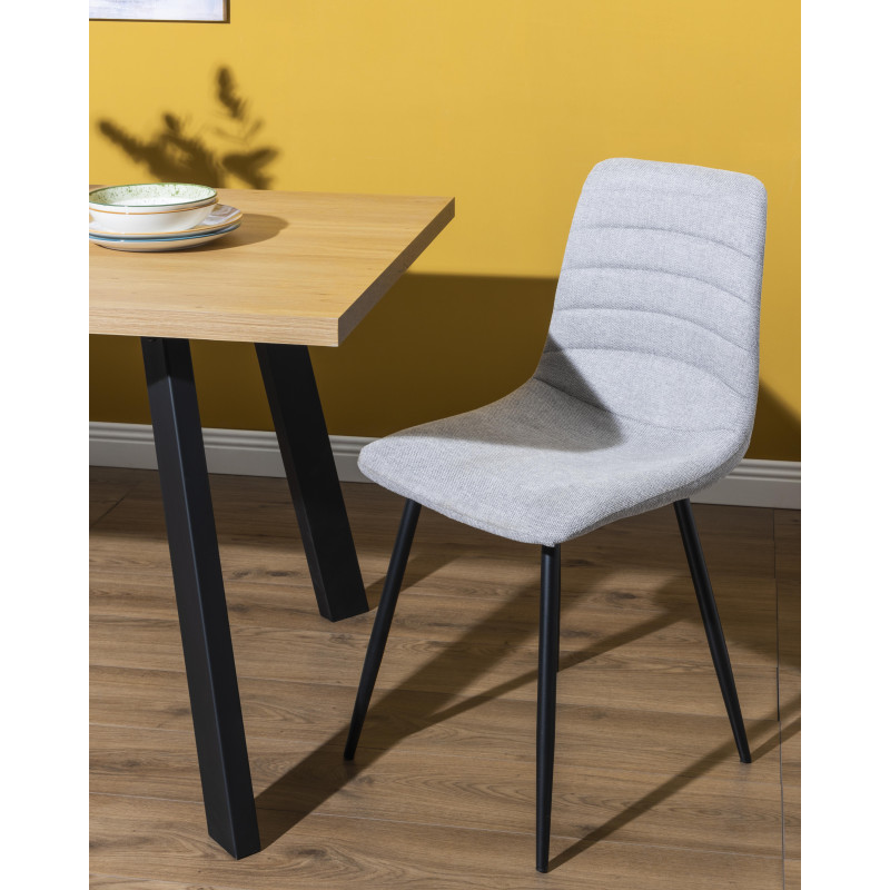 Set di 4 Sedie Livia In Tessuto Grigio Scuro Gambe Nere Dimensione : 45x52 5x88 Cm