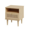 Comodino Livia 1 cassetto con dettaglio in rattan intrecciato e nicchia a giorno colore rovere