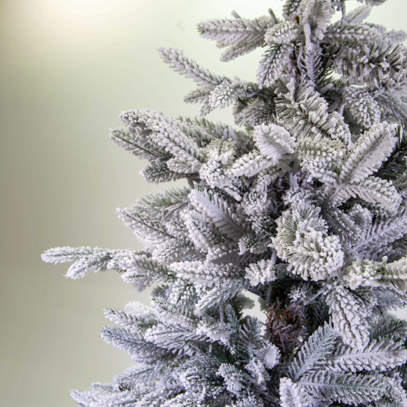 Albero Monte Mulberry verde innevato 3484 rami 3200 led cm