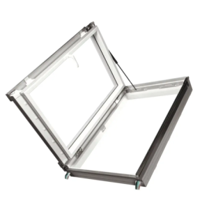 Finestra da tetto FAKRO PWP apertura a libro in PVC bianco | Levante Shop