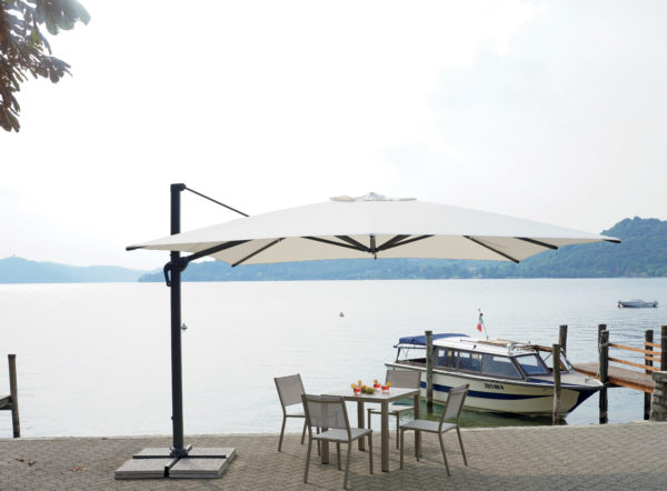 Ombrellone MOIA quadrato 4 x 4 m, fusto antracite con manigione contract