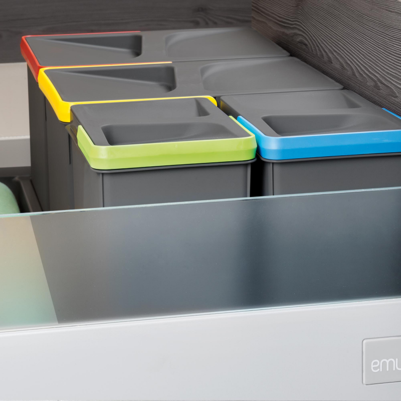 Contenitori per cassetti da cucina Recycle, Altezza 266, 2x15 + 2x7, Plastica grigio antracite, Tecnoplastica.