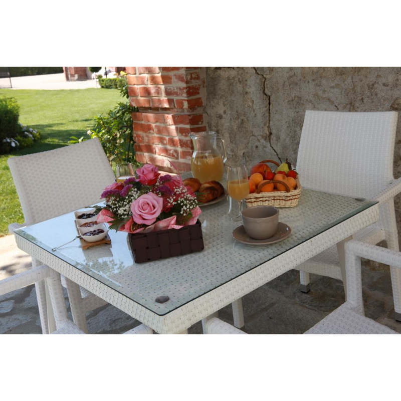 Set Tavolo polyrattan + 6 Poltrone adila polyrattan bianco ghiaccio quadro cm 60x61h44/46/65/88