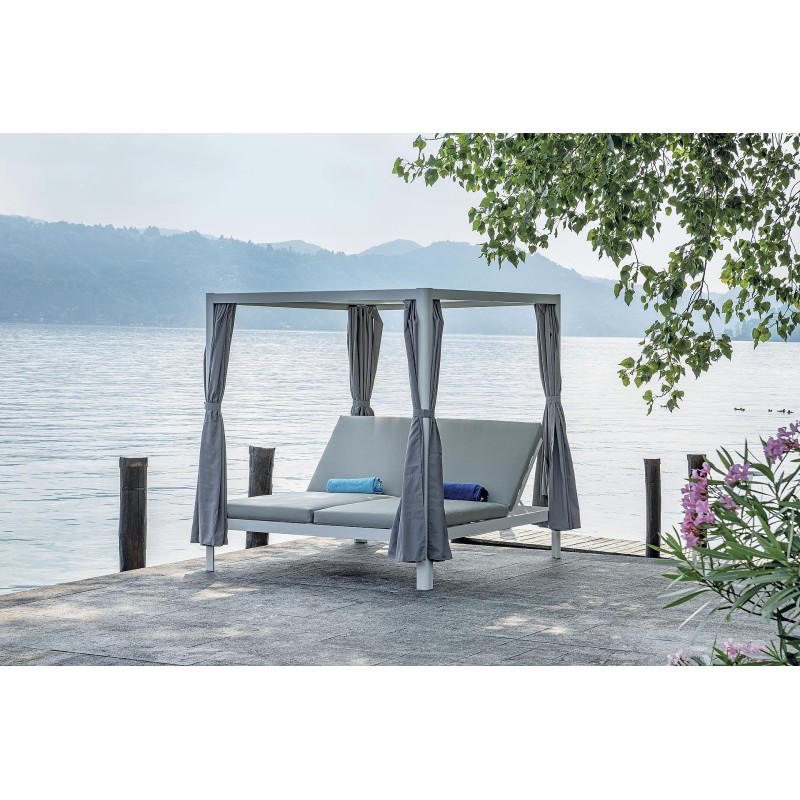 Daybed alluminio bianco tetto textilene bianco elegante giardino