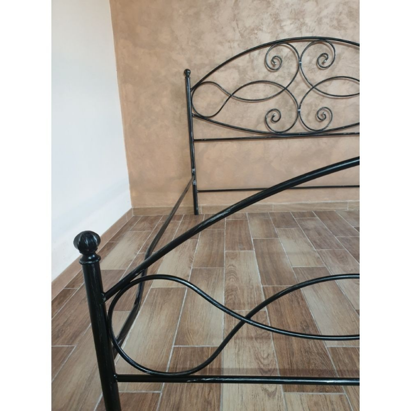 Letto matrimoniale Narciso ferro battuto nero argento