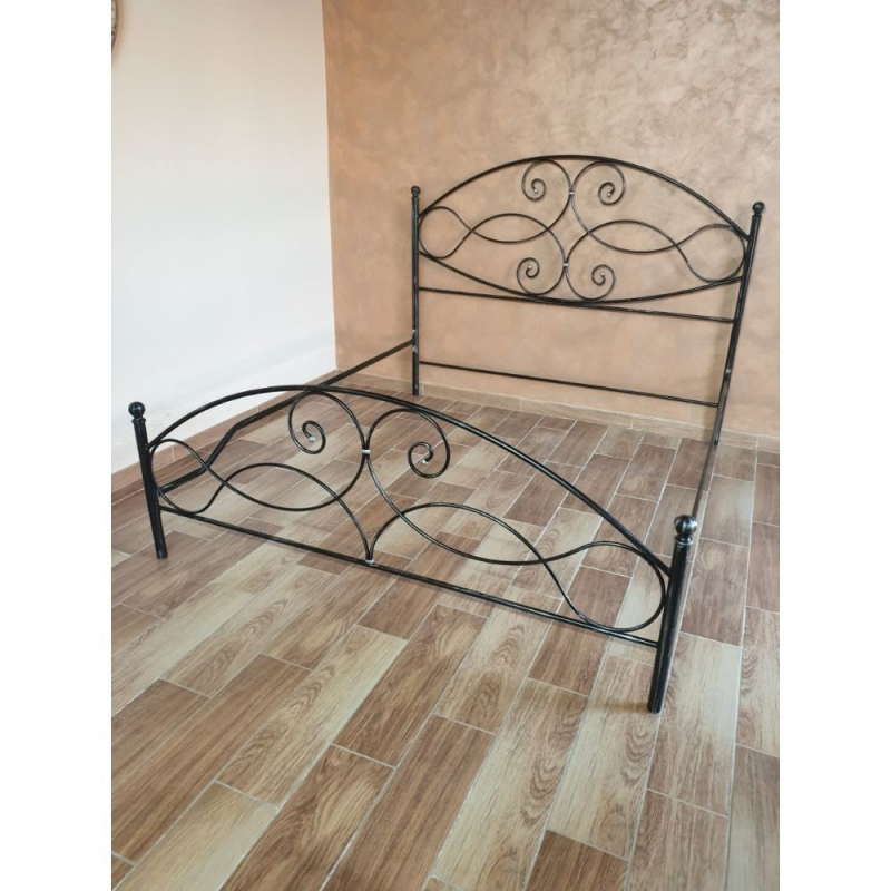 Letto matrimoniale Narciso ferro battuto nero argento