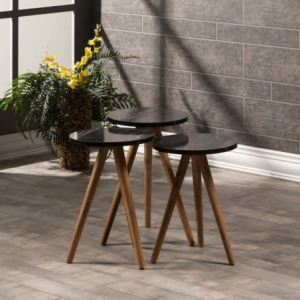Tris tavolini da caffè Nisa 38 nero con gambe in legno