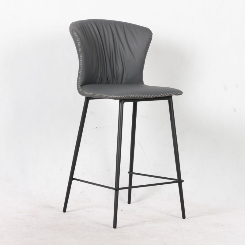 Sgabello Core colore antracite con gambe in metallo nero